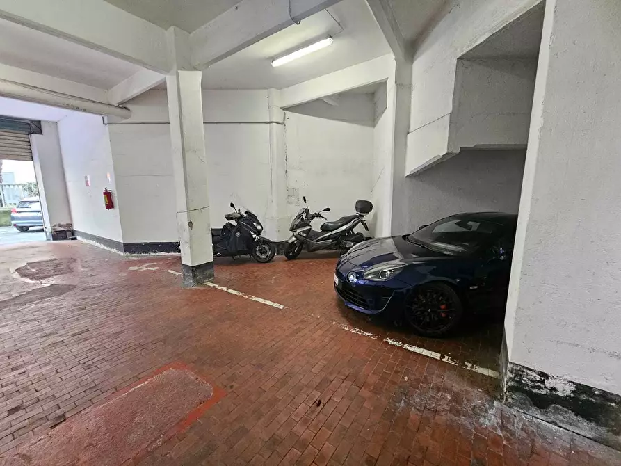 Immagine 8 di Garage in vendita  in Via Maurizio Sacchi 12 a Genova