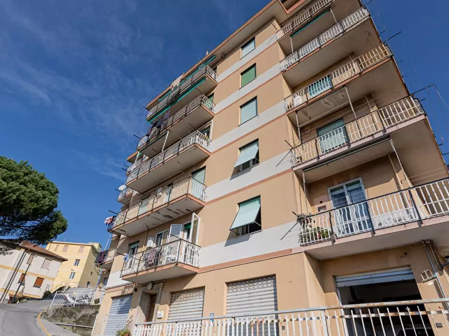 Immagine 48 di Bilocale in vendita  in Via Fratelli Gazzo a Genova