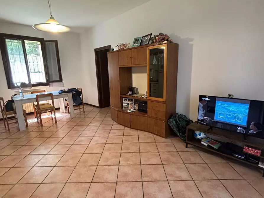 Immagine 4 di Bilocale in affitto  a Cavezzo