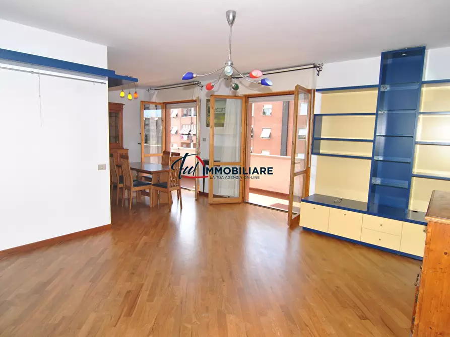 Immagine 3 di Quadrilocale in vendita  in Via Jean Monnet 4 a Livorno