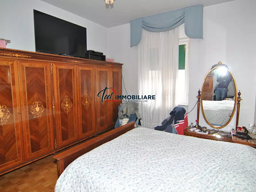 Immagine 17 di Pentalocale in vendita  in Viale Fabbricotti 106 a Livorno
