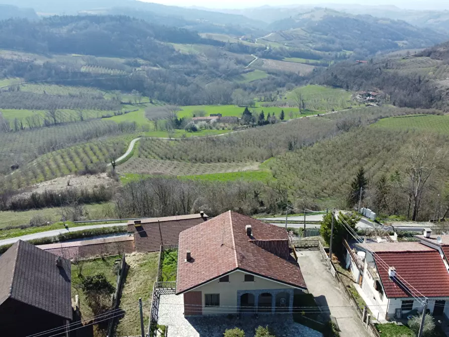 Immagine 24 di Villa in vendita  in via bricco broncio a Serravalle Langhe