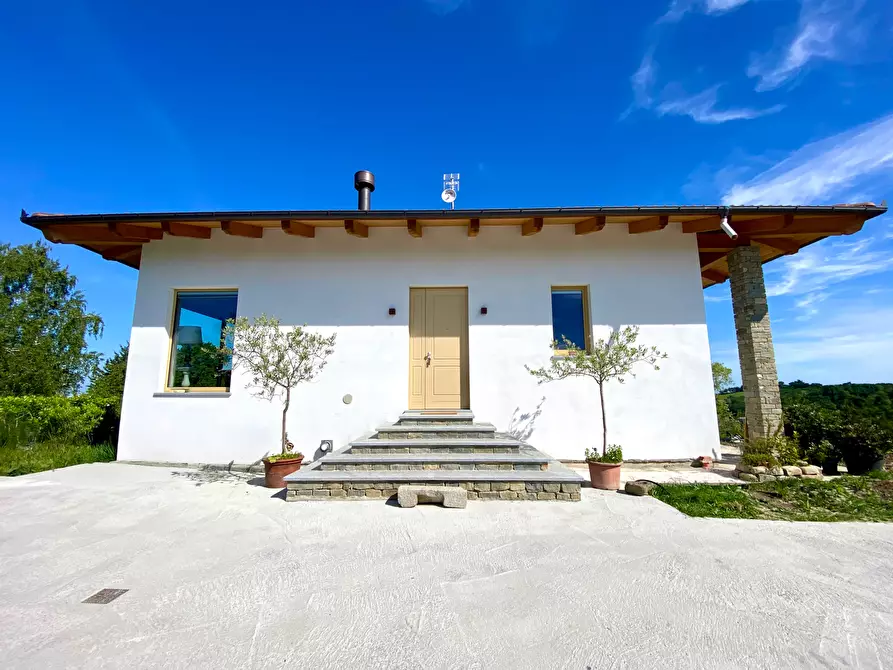 Immagine 5 di Casa indipendente in vendita  in Località Coste Baraccone 5 a Serravalle Langhe