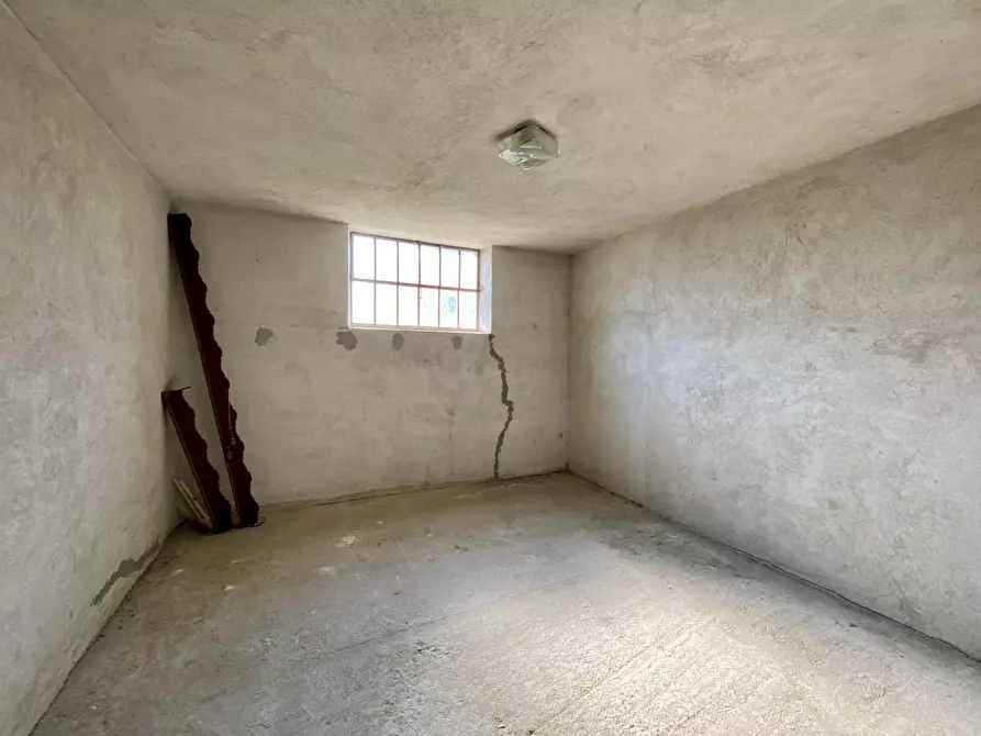 Immagine 14 di Trilocale in vendita  in Via Luigi Einaudi 2 a Lequio Tanaro