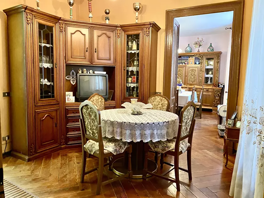 Immagine 7 di Pentalocale in vendita  in Piazza Confraternita 6 a Dogliani