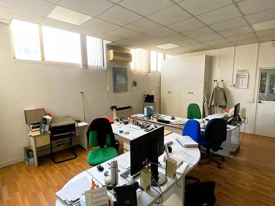 Immagine 10 di Attività artigianale in affitto  in Via Gaetano Donizetti 5 a San Secondo Parmense