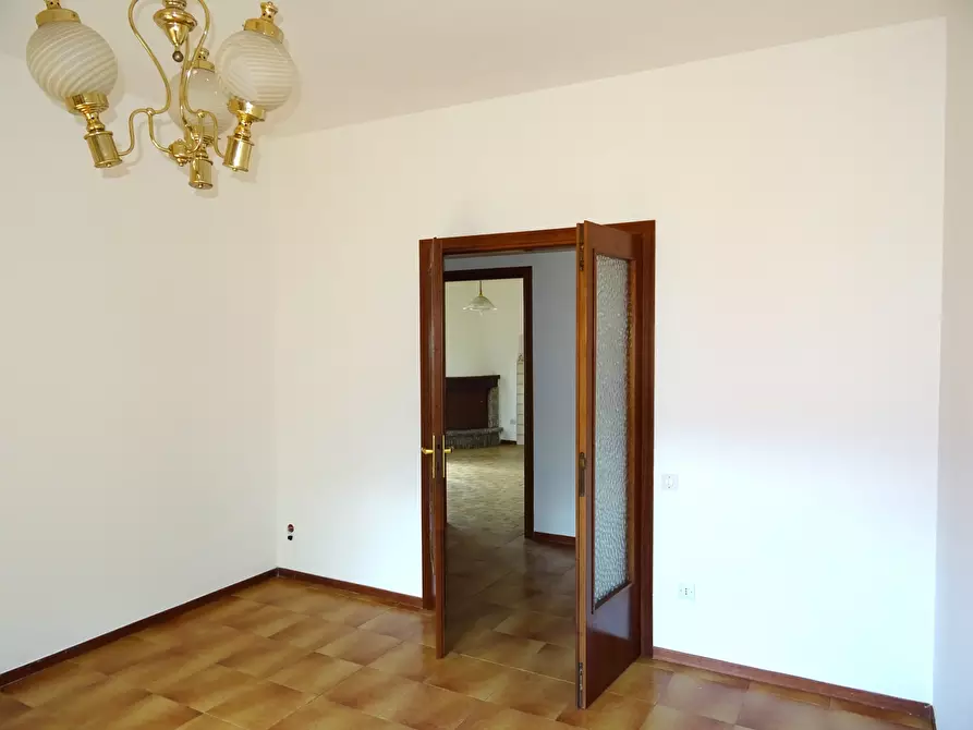 Immagine 7 di Quadrilocale in vendita  a Serra De' Conti