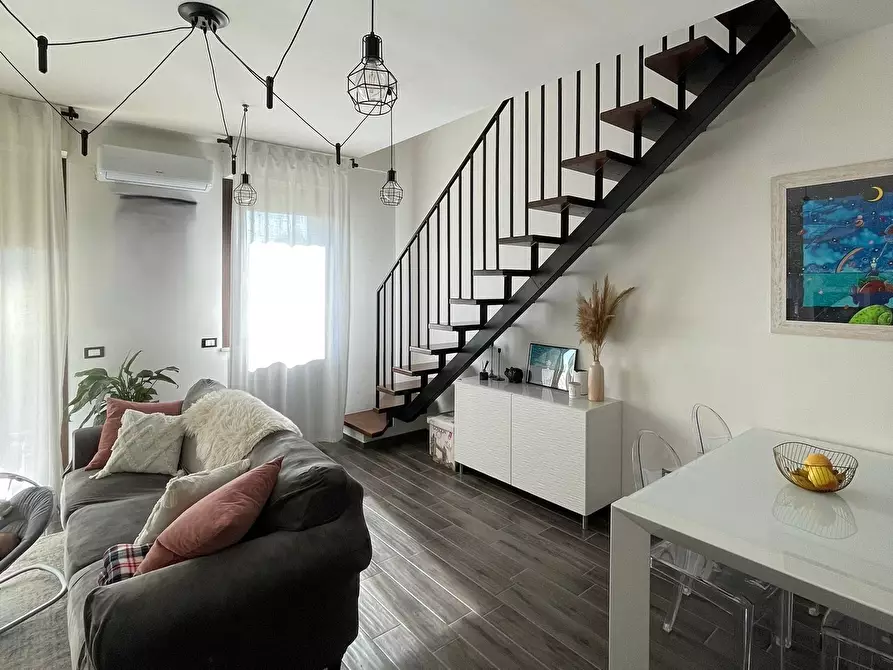 Immagine 3 di Trilocale in vendita  a Senigallia