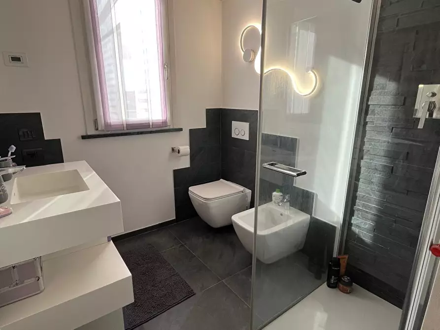 Immagine 15 di Attico in vendita  a Senigallia