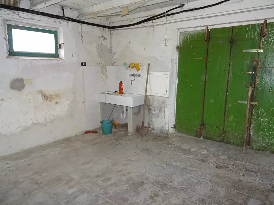Immagine 22 di Rustico / casale in vendita  a Corinaldo