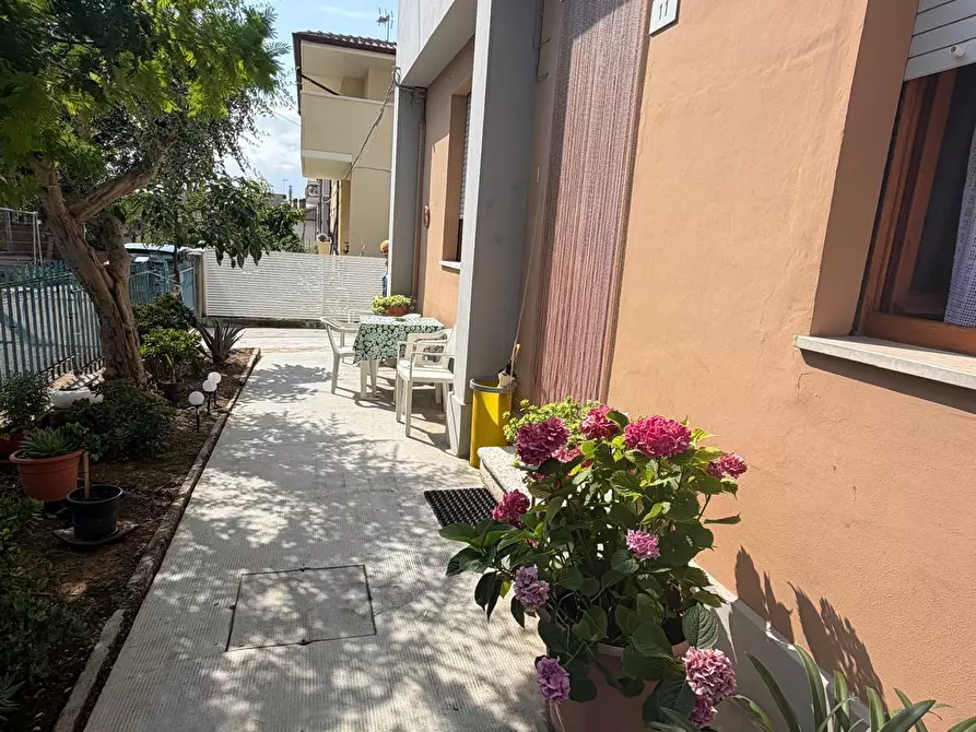 Immagine 1 di Quadrilocale in vendita  in Via XXV Aprile a Senigallia