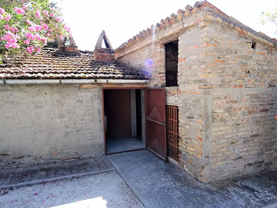 Immagine 25 di Villetta a schiera in vendita  a Mondavio