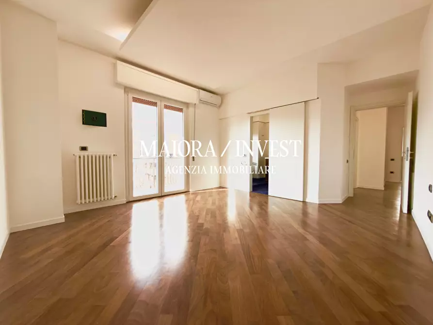 Immagine 6 di Pentalocale in vendita  in via Piemonte a San Benedetto Del Tronto