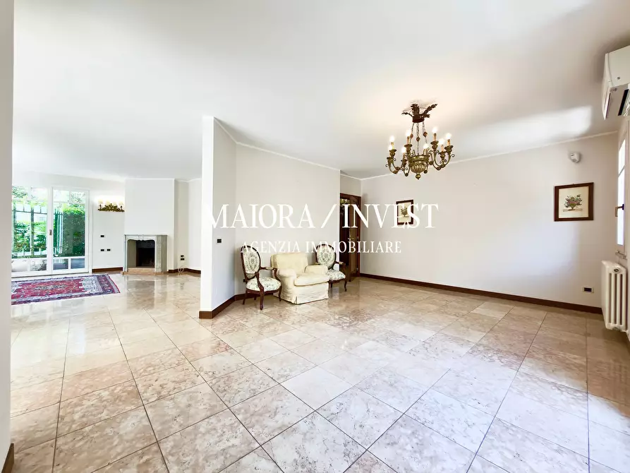 Immagine 12 di Pentalocale in vendita  in Via Trento 91 a San Benedetto Del Tronto