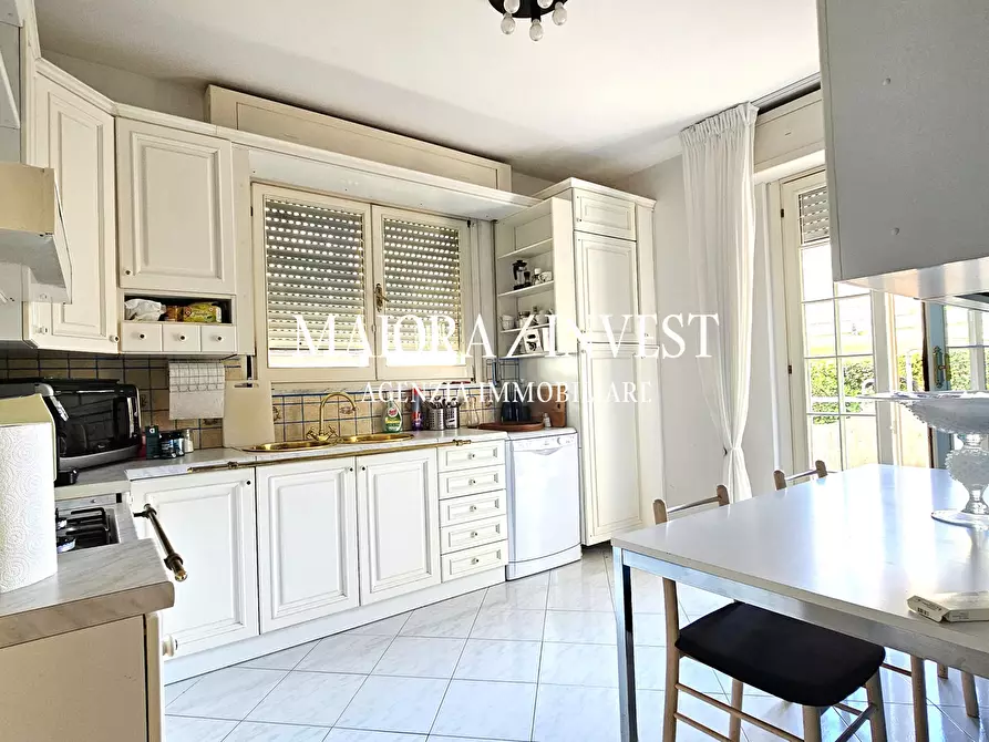 Immagine 7 di Villa in vendita  a Grottammare