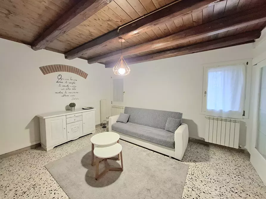 Immagine 7 di Casa bifamiliare in vendita  in Via Veniera 24 a Rovigo