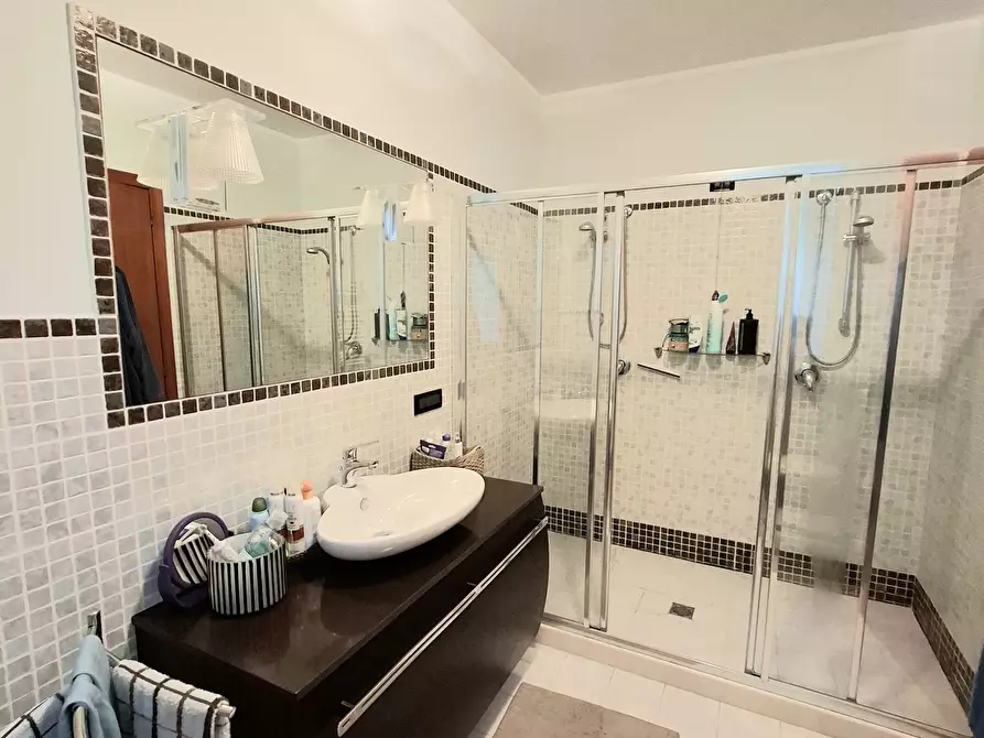 Immagine 17 di Casa bifamiliare in vendita  in Via E. Berlinguer 242 a Bosaro