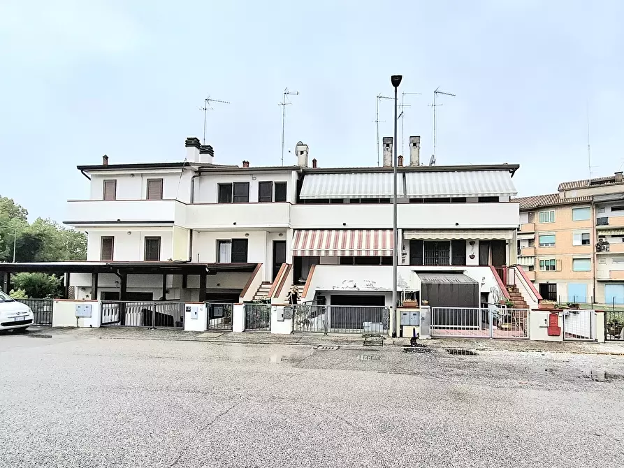 Immagine 4 di Villetta a schiera in vendita  in Vicolo della Resistenza 4 a Copparo