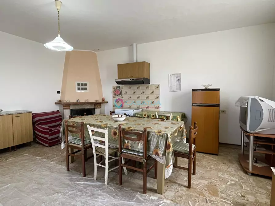 Immagine 14 di Trilocale in vendita  a Pineto