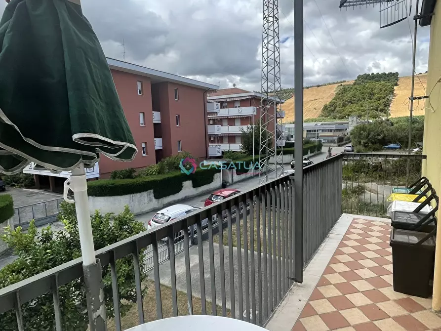 Immagine 6 di Trilocale in vendita  a Pineto