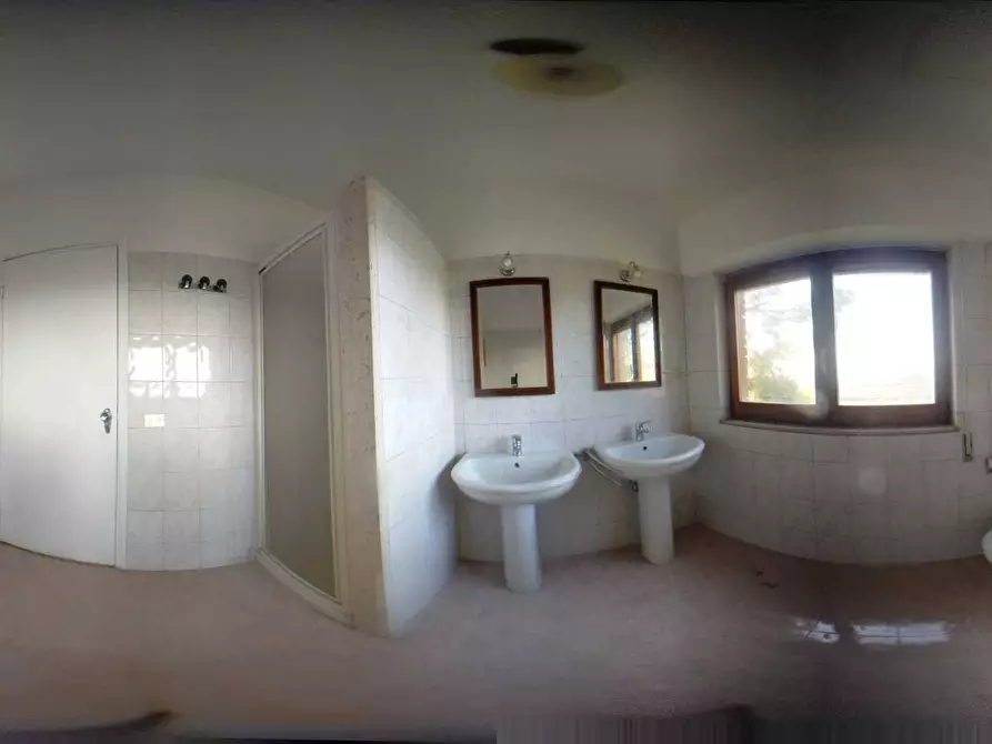 Immagine 10 di Casa indipendente in vendita  a Silvi