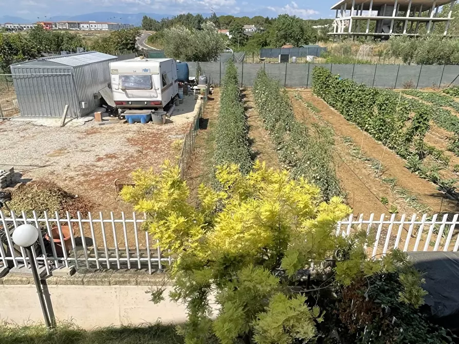Immagine 12 di Terreno industriale in vendita  a Città Sant'angelo