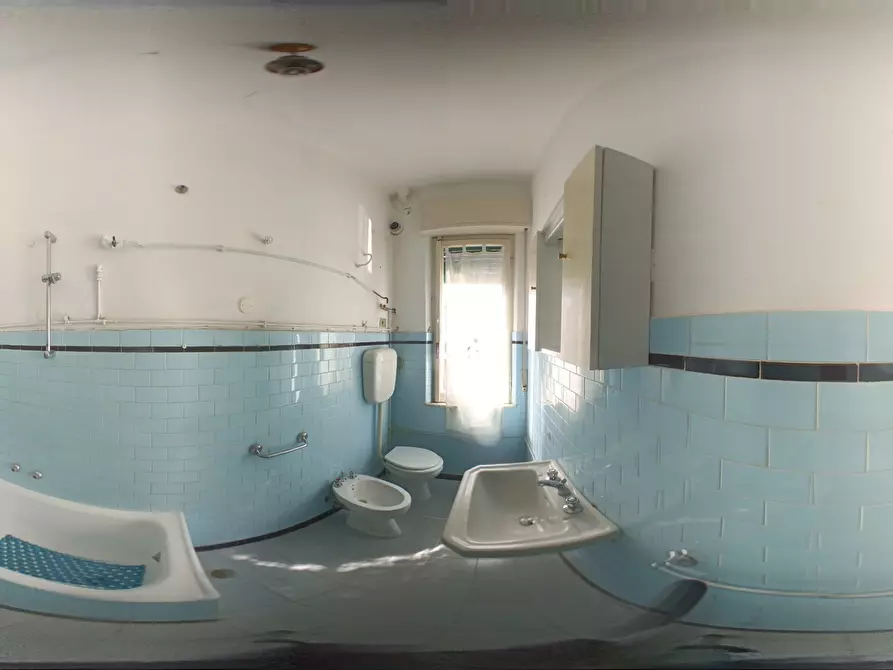 Immagine 47 di Porzione di casa in vendita  a Silvi