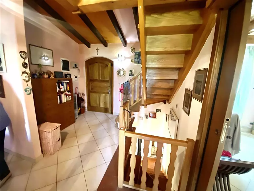 Immagine 21 di Villa in vendita  in Via Paternino 33 a Sarzana