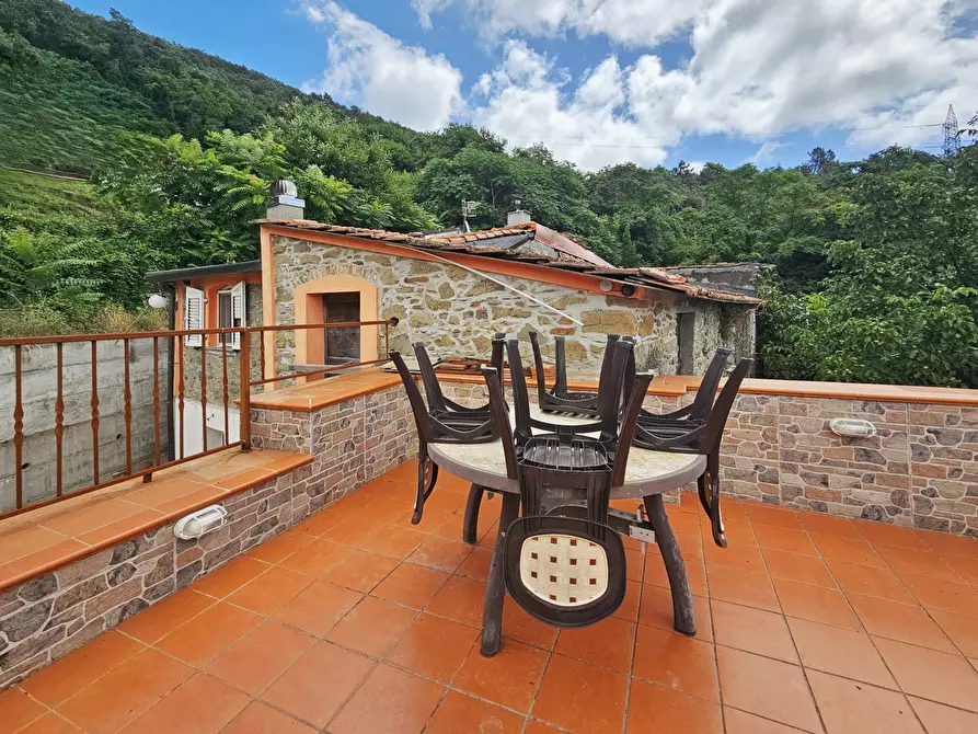 Immagine 6 di Porzione di casa in vendita  in Via Canepari 70 a Fosdinovo