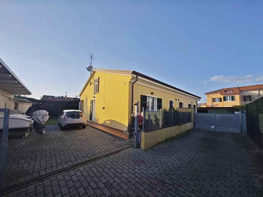 Immagine 3 di Porzione di casa in vendita  in Via Alta Nuova 76 a Sarzana