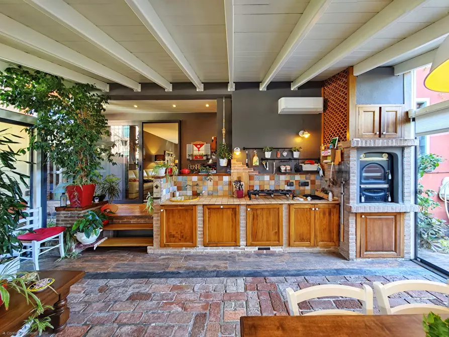 Immagine 25 di Villetta a schiera in vendita  in Via Fonda 11 a Fosdinovo