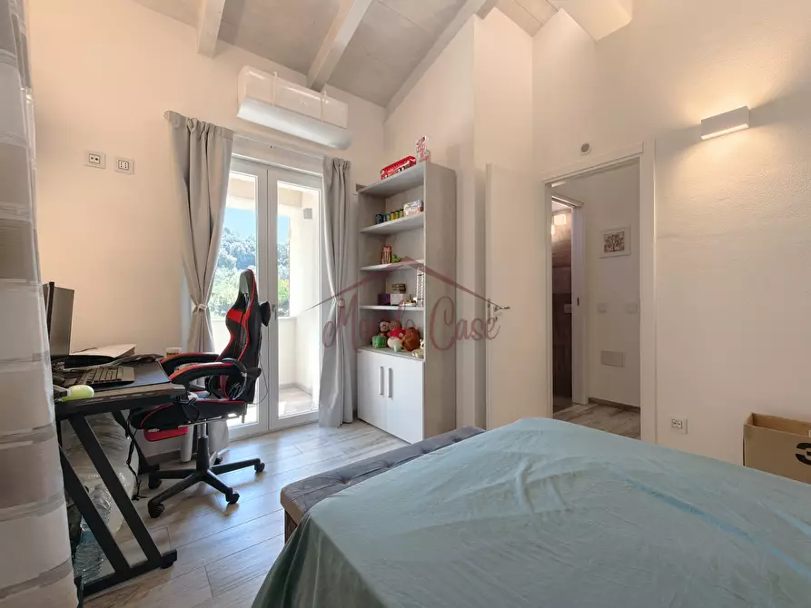 Immagine 38 di Villetta a schiera in vendita  in Via Rigazzo a Sarzana