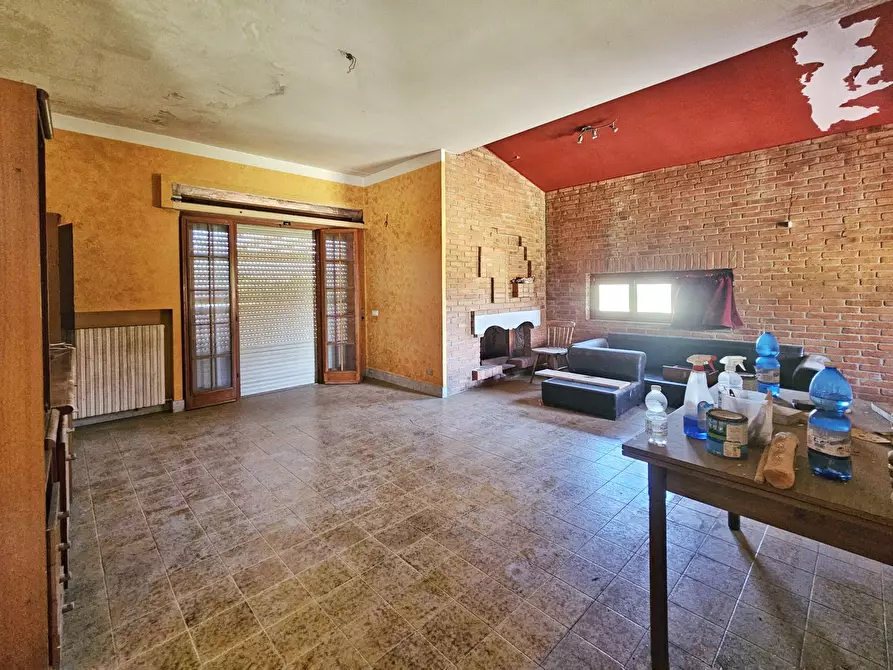 Immagine 18 di Villa in vendita  in Via Dogana 10 a Ortonovo