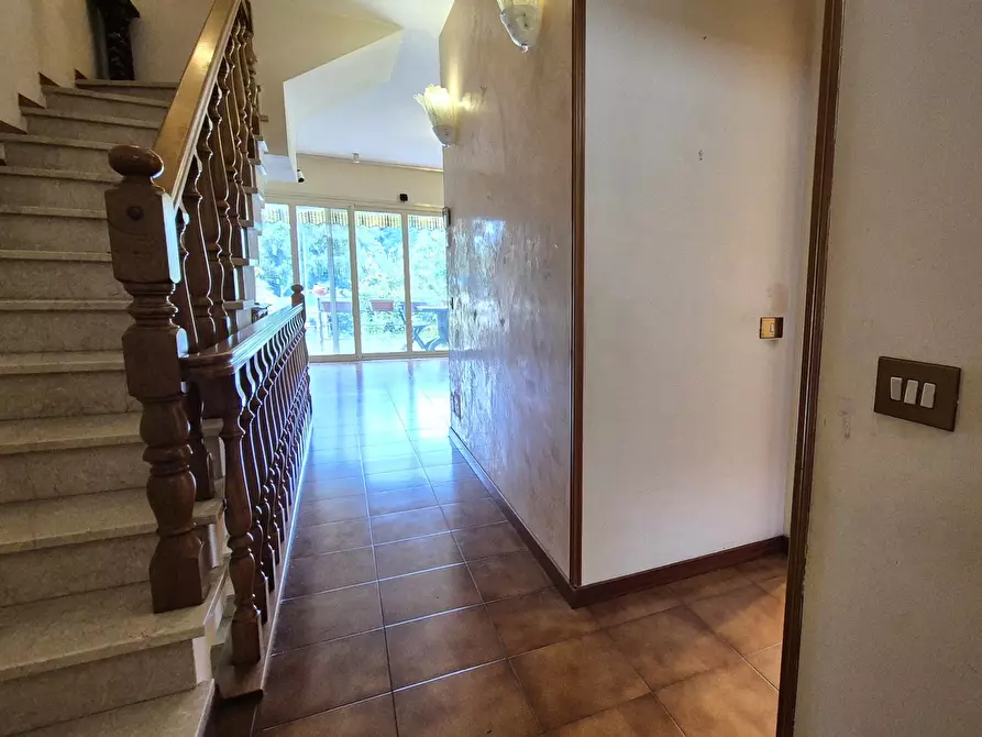 Immagine 3 di Villetta a schiera in vendita  in Via Madonnina 11 a Ortonovo