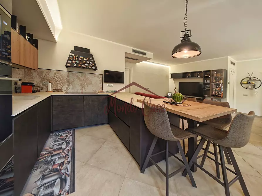 Immagine 22 di Attico in vendita  in Via Bertoloni 2 a Sarzana