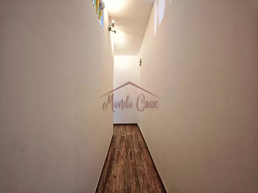 Immagine 41 di Pentalocale in vendita  in Via Socrate Benacci 29 a Sarzana