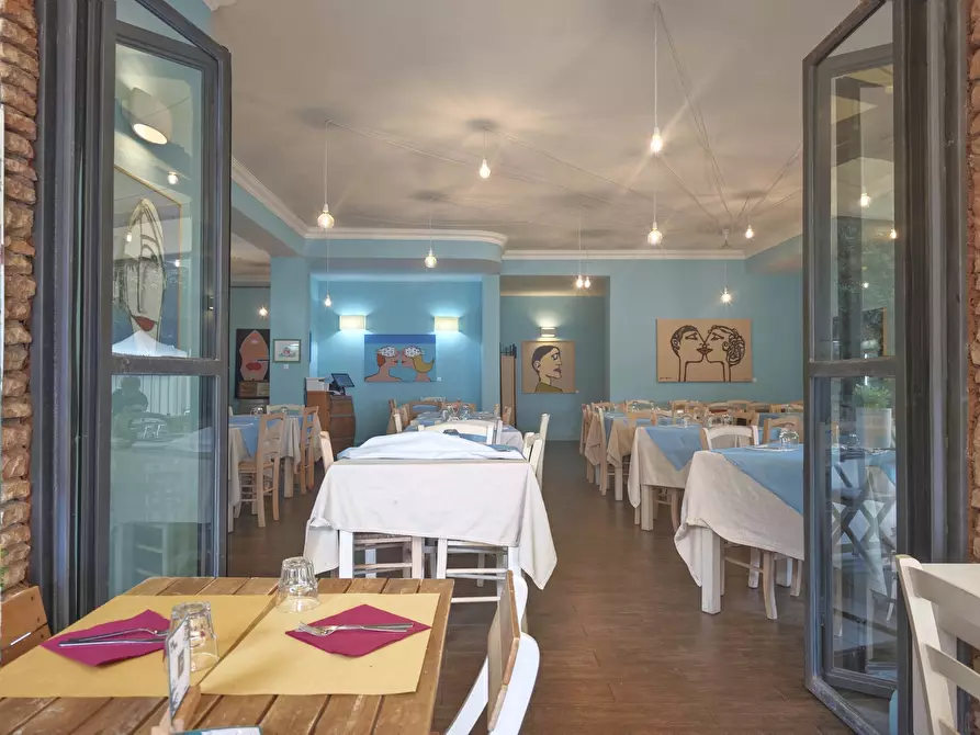 Immagine 47 di Locale commerciale in vendita  in Località Fiascherino 7 a Lerici