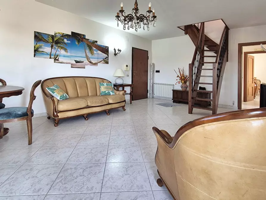 Immagine 5 di Attico in vendita  in Via Cerreti 71D a Santo Stefano Di Magra