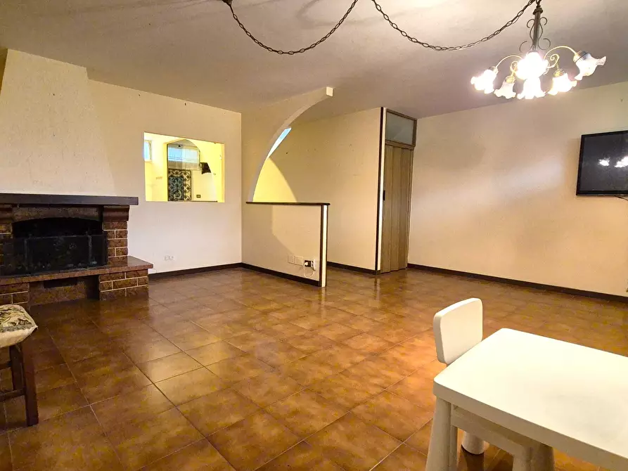 Immagine 51 di Villetta a schiera in vendita  in Via Madonnina 11 a Ortonovo