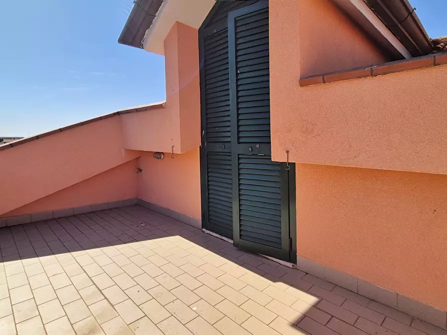 Immagine 35 di Attico in vendita  in Via Cerreti 71D a Santo Stefano Di Magra