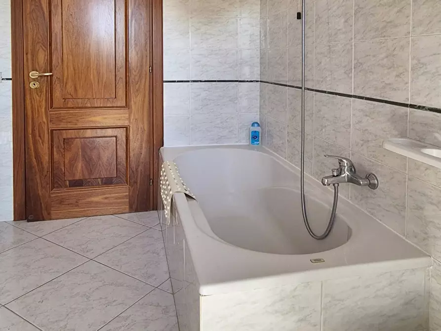 Immagine 17 di Attico in vendita  in Via Cerreti 71D a Santo Stefano Di Magra