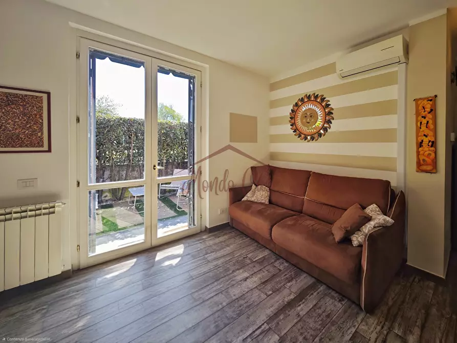 Immagine 6 di Pentalocale in vendita  in Via Socrate Benacci 29 a Sarzana