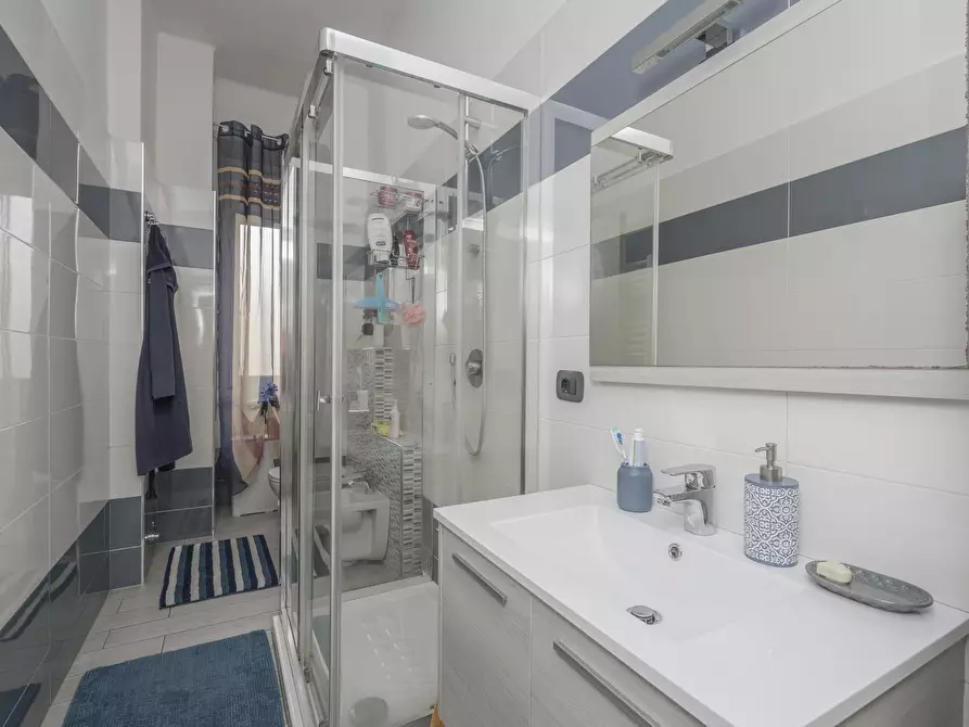 Immagine 28 di Trilocale in vendita  in Corso Novara 17 a Torino