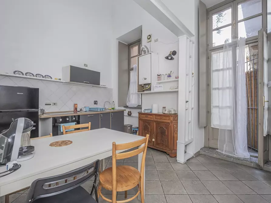 Immagine 7 di Trilocale in vendita  in Via Giuseppe Garibaldi 18 a Torino