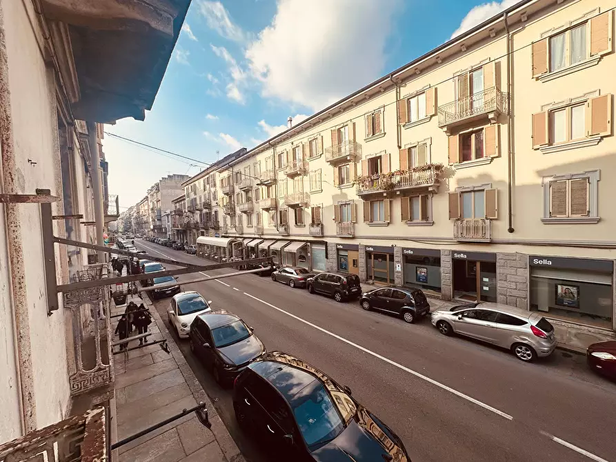 Immagine 28 di Bilocale in vendita  in Via San Donato 27 a Torino