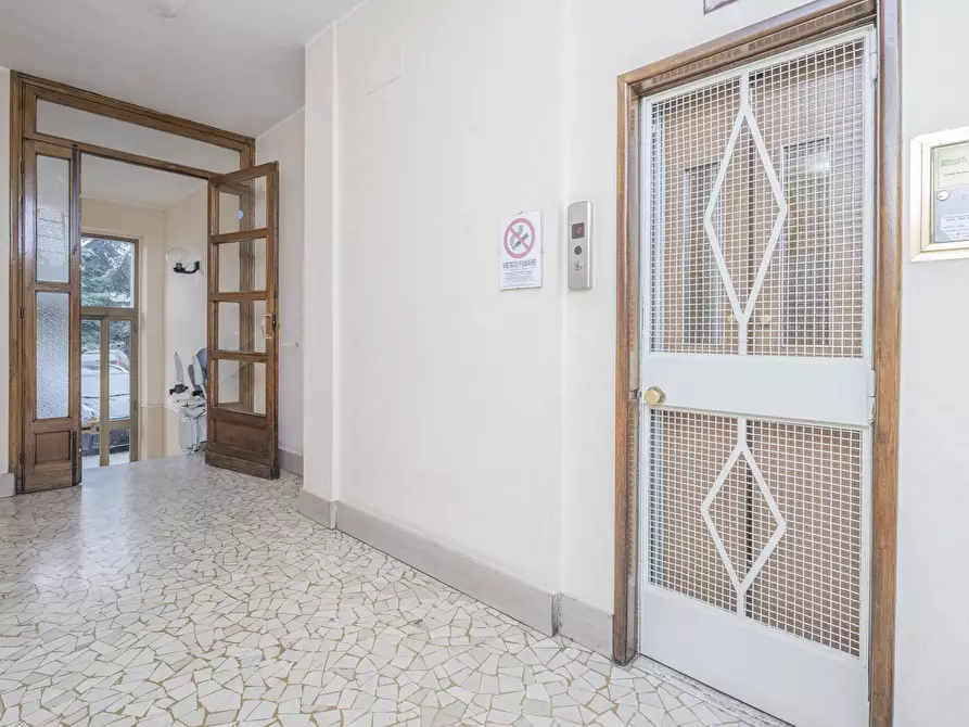 Immagine 4 di Trilocale in vendita  in Largo Borgaro 42 a Torino