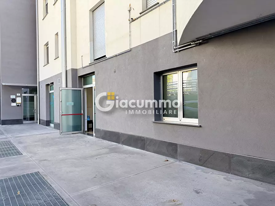 Immagine 36 di Ufficio in vendita  in Via Isca del Pioppo 92 a Potenza