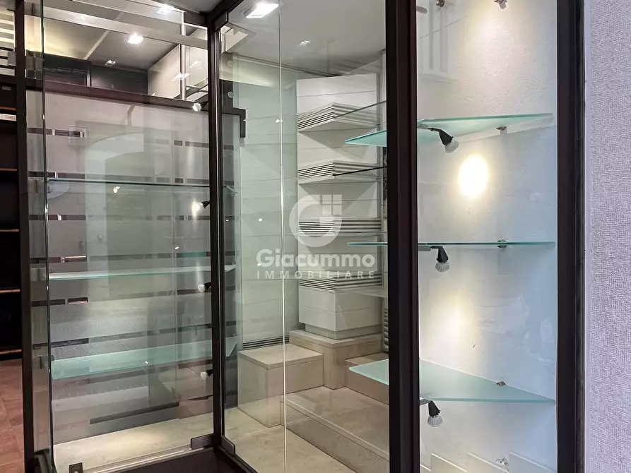 Immagine 8 di Locale commerciale in affitto  in Via Pretoria 80 a Potenza