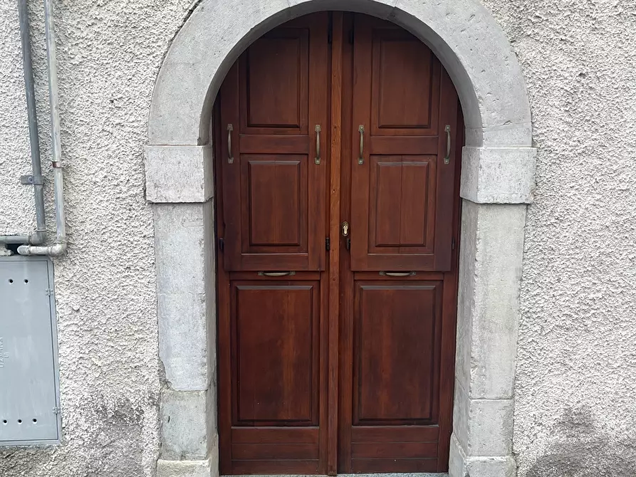 Immagine 2 di Magazzino in vendita  in Via Pretoria a Potenza