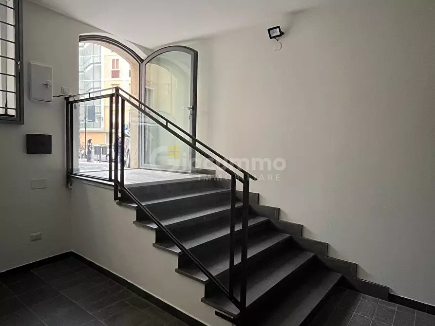 Immagine 14 di Locale commerciale in affitto  in Via Orazio Petruccelli 20 a Potenza